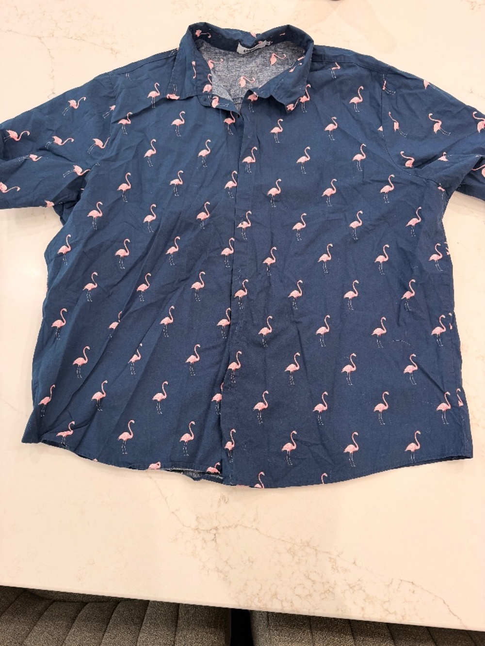 Vatpave Men’s XXL Navy Blue Pink Flamingo Short Sleeve Button-Up Shirt